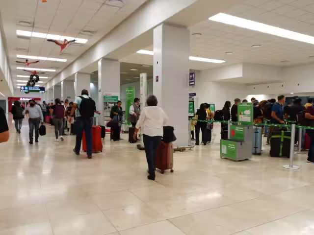 Cinco vuelos se retrasaron en el aeropuerto de Mérida