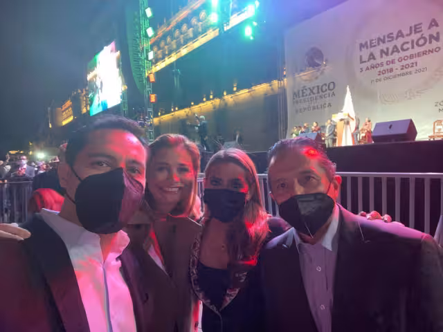 El Gobernador de Yucatán, Mauricio Vila Dosal asistió este día a la ceremonia en la que el Presidente Andrés Manuel López Obrador