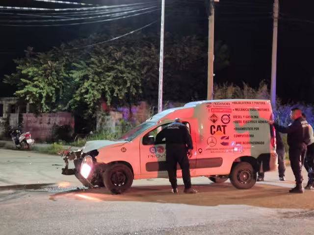 Conductor provoca accidente en la colonia Las Brisas de Champotón y huye del lugar