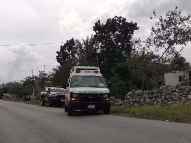 La mujer dio a aviso a la policía para que auxilien a su esposo
