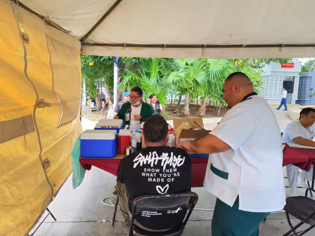 Los módulos de vacunación han registrado menos personas en los últimos días.