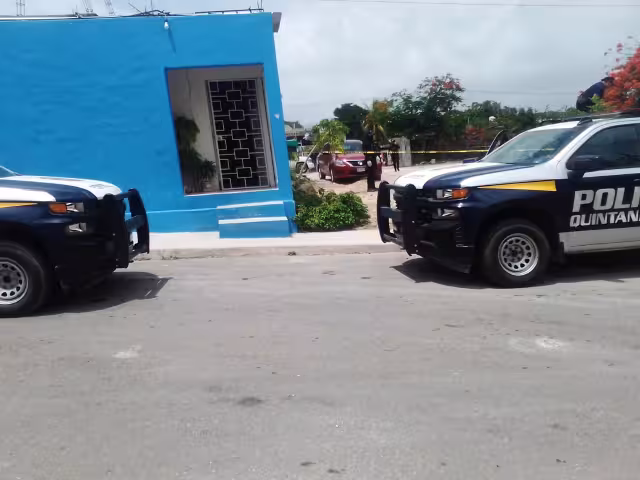 Elementos de la Policía Quintana Roo acudieron a la zona del atraco armado, para verficar los hechos