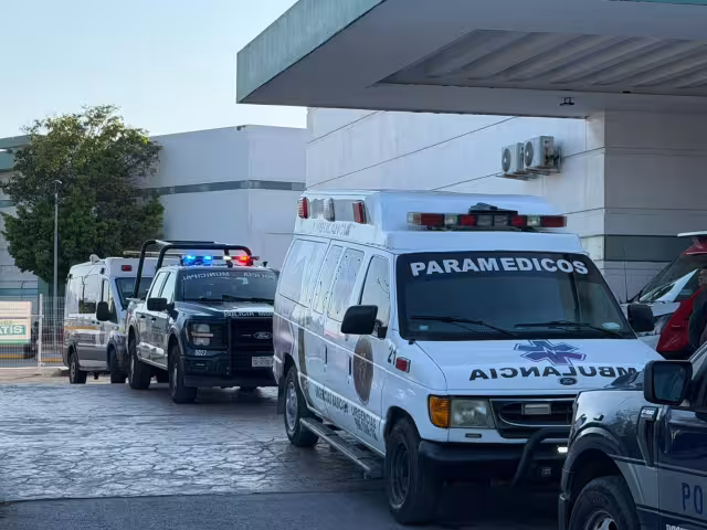 Autoridades investigan el ataque armado registrado afuera de Cancún Mall