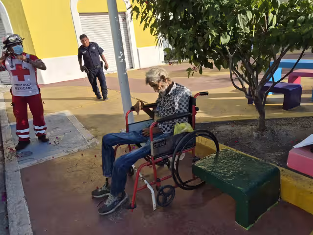 El hombre fue encontrado sin vida en su silla de ruedas en el parque de La Fuente, en el Centro de Ciudad del Carmen