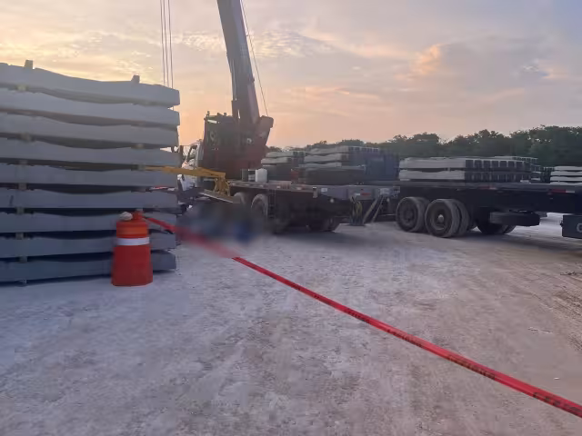 Al parecer fue por una mala maniobra al colocarlo en la bodega