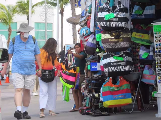 Más del 60 por ciento de cruceristas prefiere visitar las playas o zonas turísticas retiradas