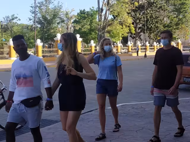 Algunos turistas están de paso y otros se quedan en el municipio