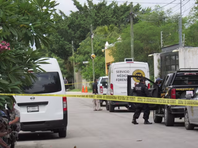 El área fue acordonada por peritos de la FGE Yucatán