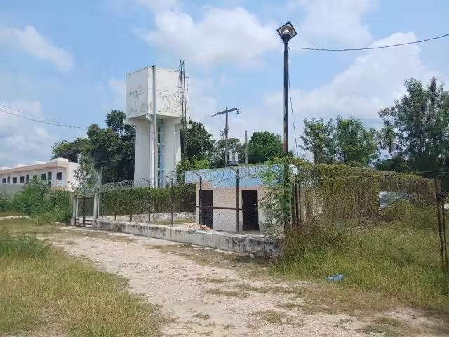 Varias colonias de Escárcega llevan tres días sin agua potable.