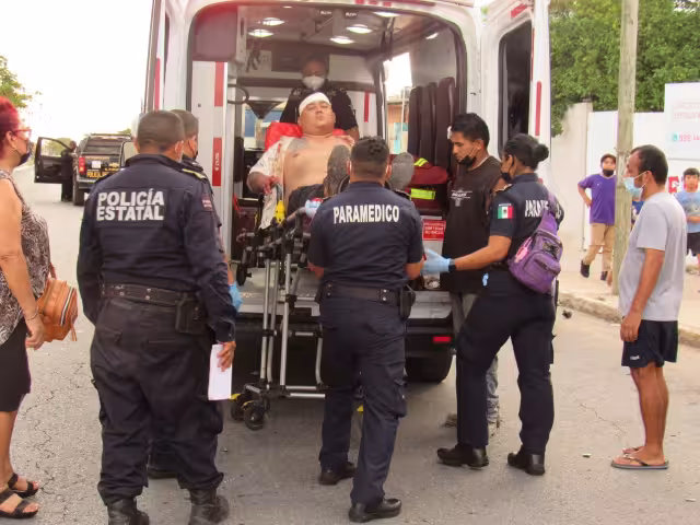 Un fuerte accidente se registró en Mérida este día entre un ciclista y un motociclista