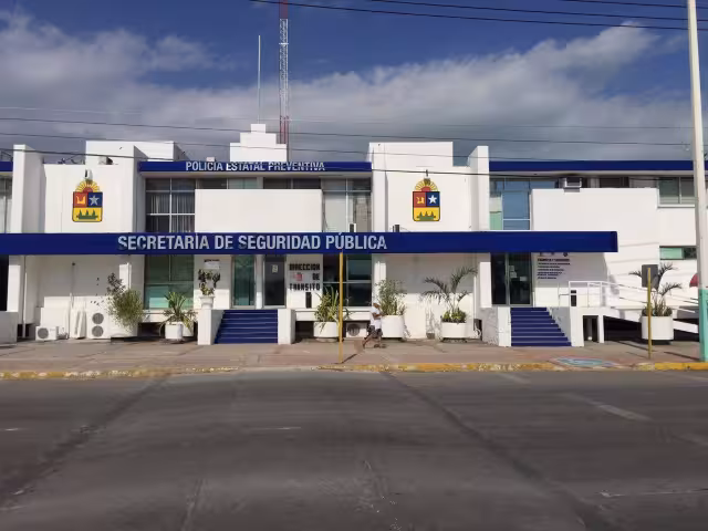 La Dirección de Tránsito de Chetumal no ha dado a conocer su versión sobre la denuncia por arresto arbitrario de una policía