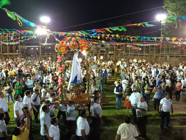 El 18 de diciembre qué es el día de festividad principal se realizará una misa a las 9:00 horas