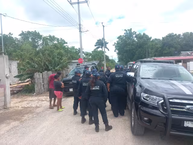 El hombre es acusado de golpear a su esposa