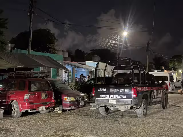 Elementos policiacos llegaron para controlar la situación, debido a que los familiares del herido quisieron cobrar venganza