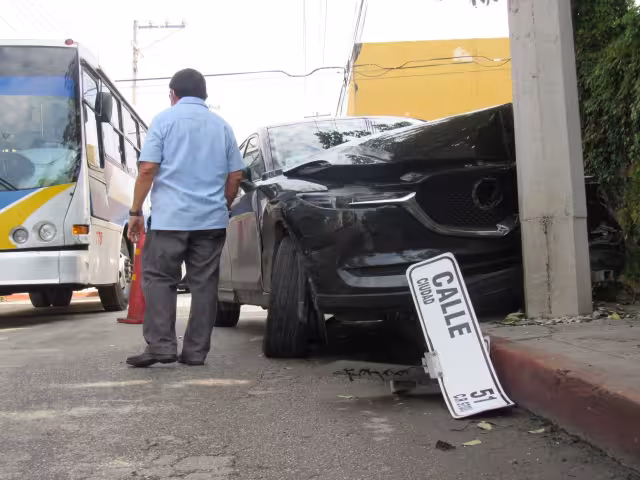 El accidente ocasionó caos vial en las vías aledañas al punto