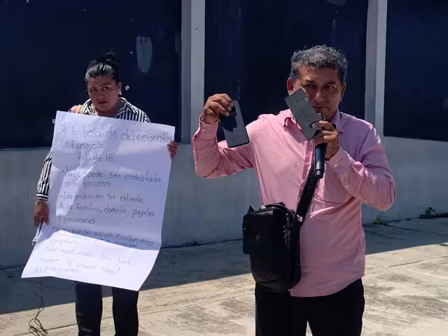 Ciudadano denuncia a elementos de la patrulla 0728 de la Secretaría de Protección y Seguridad Ciudadana.