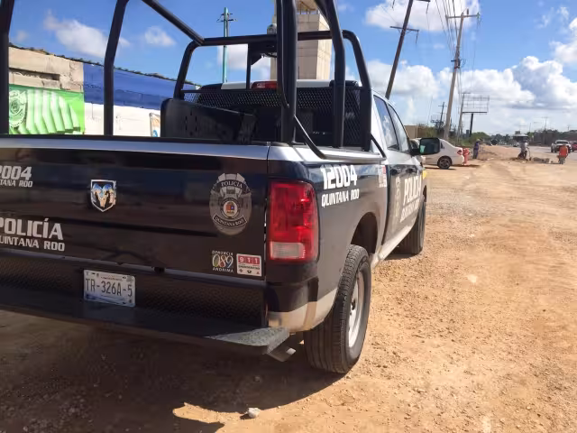 El cuerpo maniatado se encontraba en un camino de terracería Foto: Rafael García