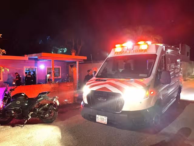 El papá del joven murió, mientras que su madre fue llevada de emergencia a un hospital