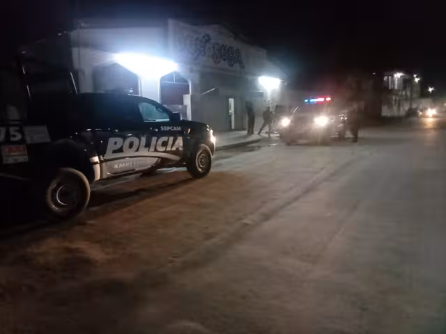 El asalto se cometió a la tienda de abarrotes Dunosusa del Centro de Campeche. Foto: Joaquín Guevara