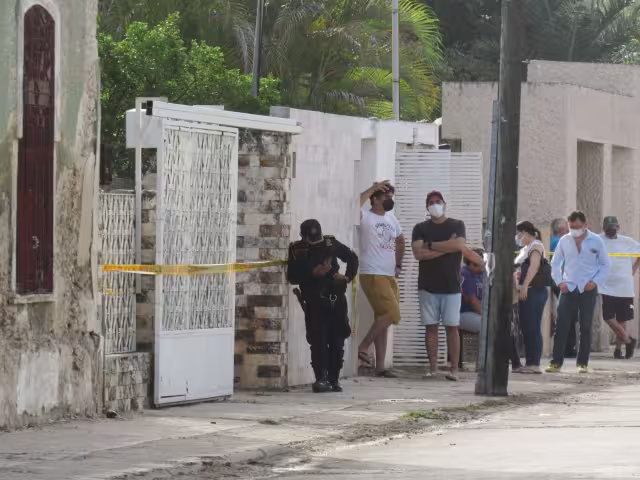 Elementos de la SSP acordonaron el área siniestrada