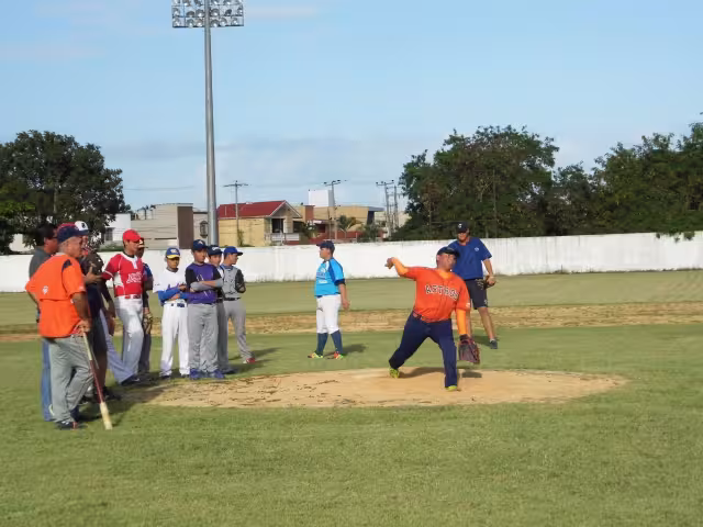 Buscan ajustar sus actividades a la nueva normalidad