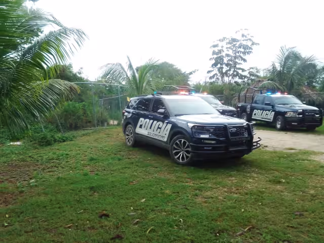 Elementos de Seguridad Pública Municipal qué acordonaron la zona en espera de la Fiscalía General del Estado