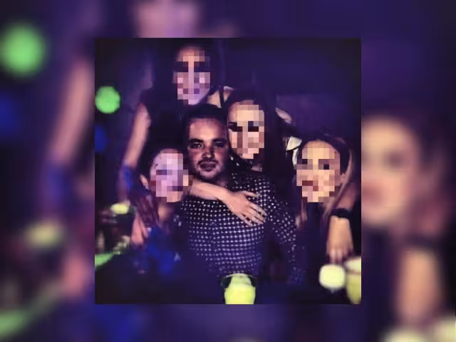 Ismael Zamabada Imperial fue detenido por agentes de la Semar en el salón de una escuela en noviembre del 2014