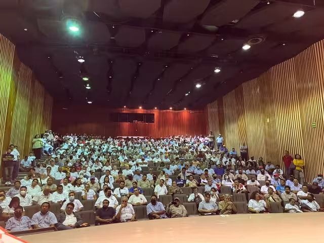 La Universidad de Ciudad del Carmen se encuentra en números rojos