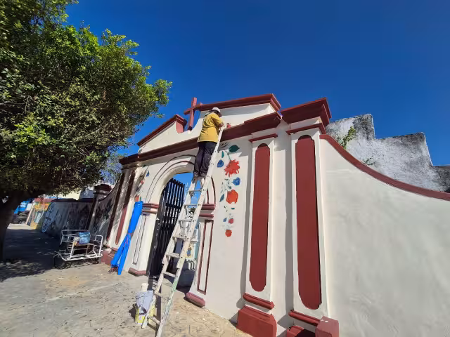 Los murales fueron pintados en 2021 por Miguel Sabido Góngora y Alejandra Ancona