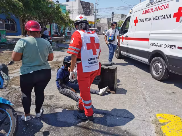 Ambos motociclistas fueron atendidos por la Cruz Roja