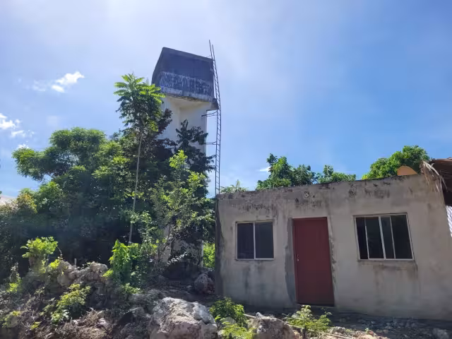 El Subdelegado de la comunidad Gonzalo M. N. dijo que han visto el equipo de extracción del vital líquido y no es agradable