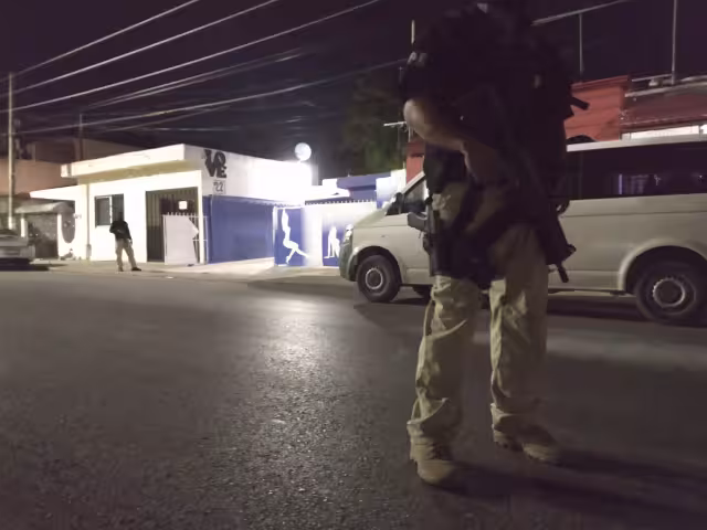 Las autoridades aseguraron algunos objetos al interior del inmueble aunque se desconoce cuáles son Foto: Jazmín Rodríguez