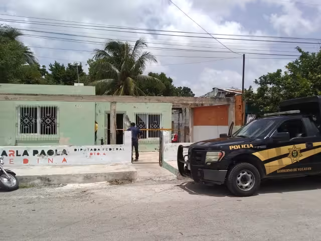 Al lugar llegaron elementos de la policía estatal, así como de la Semefo para recoger el cuerpo