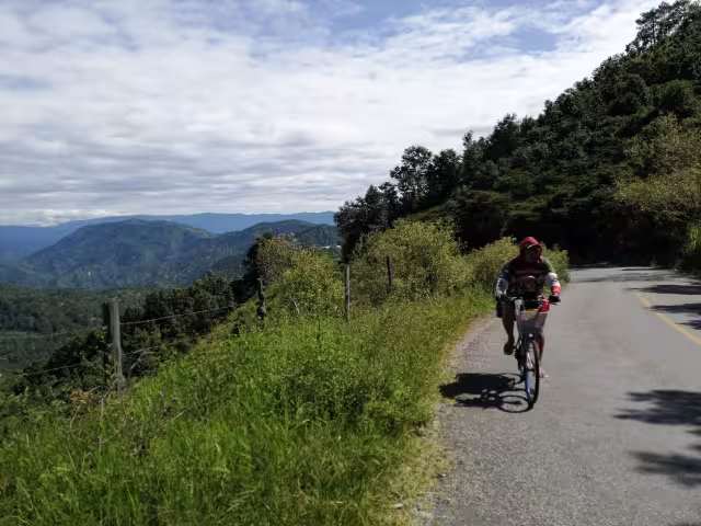 Edgar Gómez, Nepti Caamal Moo y Manuel Gómez Xix esperan llegar al municipio en 30 días