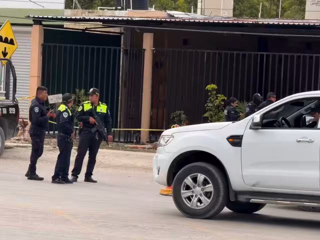 Un hombre fue baleado frente al restaurante “Sabina Tulum”, sobre la carretera Tulum–Felipe Carrillo Puerto.