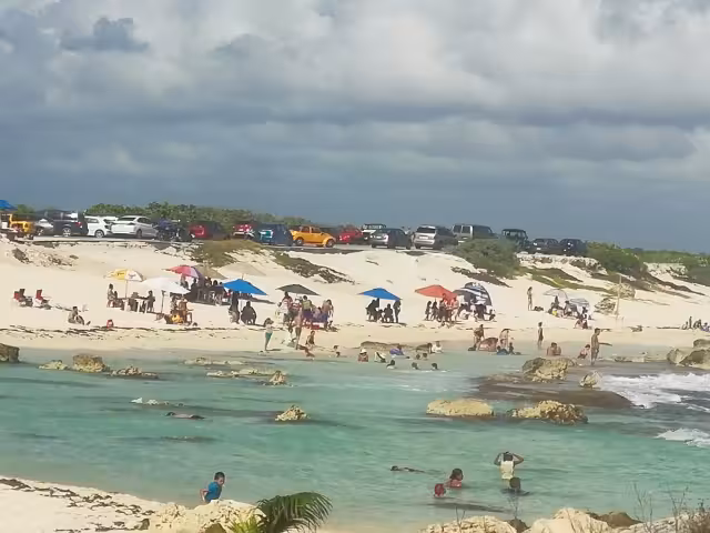 Se prevé que este viernes y todo el fin de semana se congreguen más de dos millares de visitantes