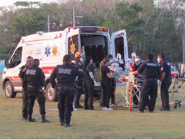 Dicho traslado hasta el campo de la Sebastián Molas donde aterrizo la nave, fue coordinada por la policía municipal y estatal y bomberos.