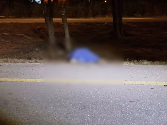 El cuerpo de la víctima fue llevado a las instalaciones del Semefo en Mérida y permanece en calidad de desconocido