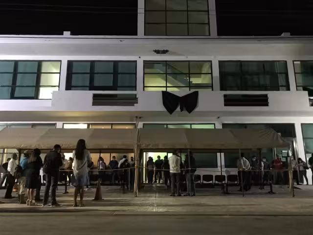 El cortejo fúnebre llegó al Palacio Municipal de Puerto Morelos