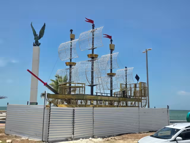 El barco está inspirado en la época colonial, cuando arribaban navíos españoles y piratas.
