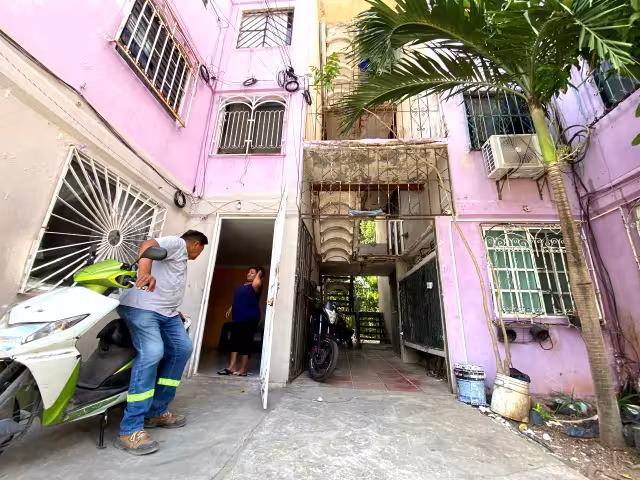 Uno de los vecinos afectados indicó que les falta realizar una inversión de $100 mil para la reconstrucción de la escalera