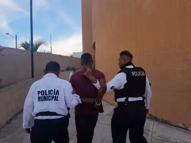 Detienen a hombre por cercenar mano durante riña en Escárcega