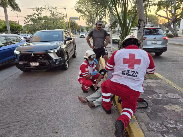 Desvanecimiento provoca movilización en la colonia Aeropuerto de Ciudad del Carmen
