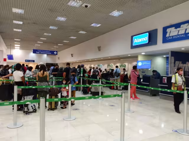 La salida de aeronaves Aeropuertos del Sureste informó que 11 son de la ruta a México