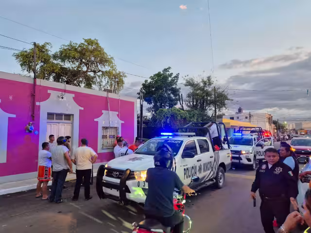 Vecinos de San Patricio en Champotón dan escarmiento a ladrón antes de entregarlo a la policía