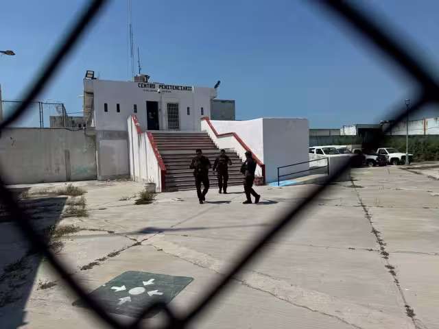 Reos exigían convivencia familiar por el Día de las Madres.