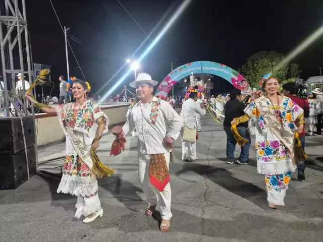 La calle 19 se convirtió en el epicentro de la celebración.