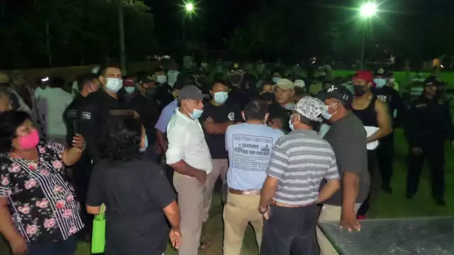 Elementos de la Policía Municipal de Ixil intervinieron para detener el enfrentamiento entre ejidatarios de la zona