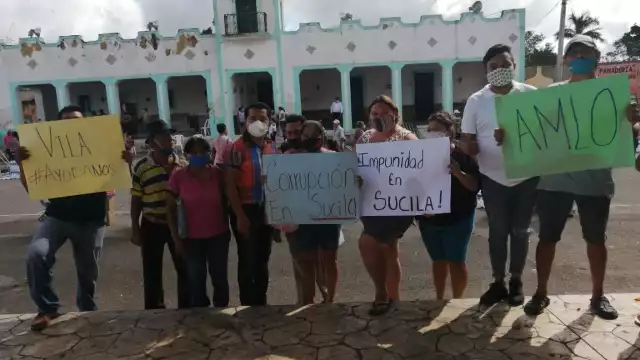 Acusaron que solamente se benefició a los allegados del alcalde