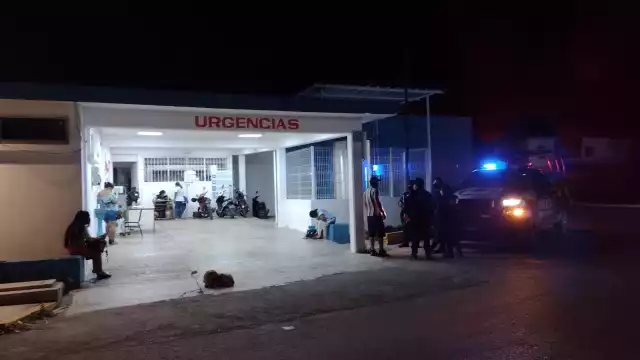 Al sitio hicieron acto de presencia varias patrullas de la Policía municipal para indagar lo sucedido